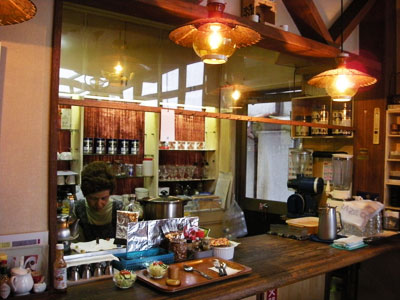 �i���X�u���߁v�R�[�i�[